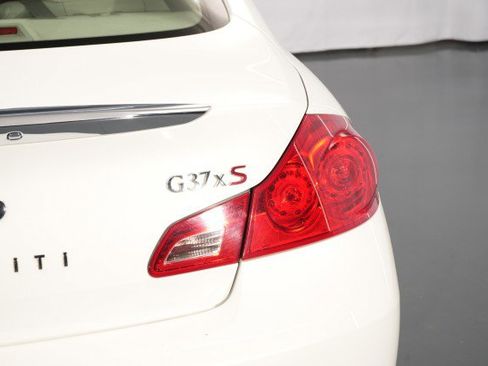 Used 2009 INFINITI G37 x Sedan w/ Premium Pkg AWD/4WD image 15