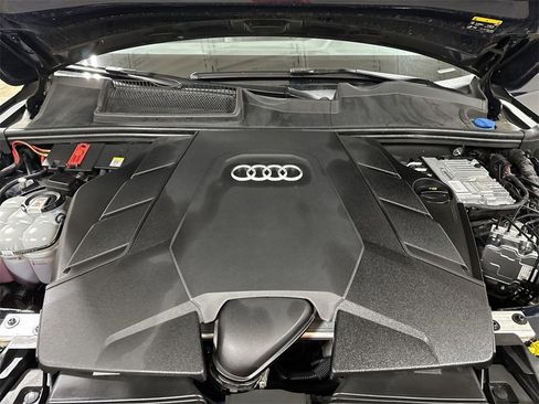 Used 2024 Audi Q7 3.0T Premium Plus image 26