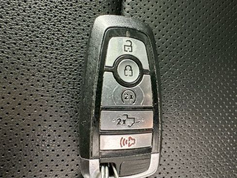 Used 2023 Ford F150 Lariat w/ Equipment Group 502A High AWD/4WD image 18
