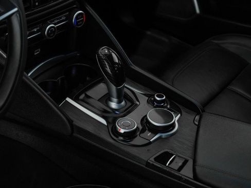 Used 2019 Alfa Romeo Giulia w/ Quick Order Package 22K Sport image 21