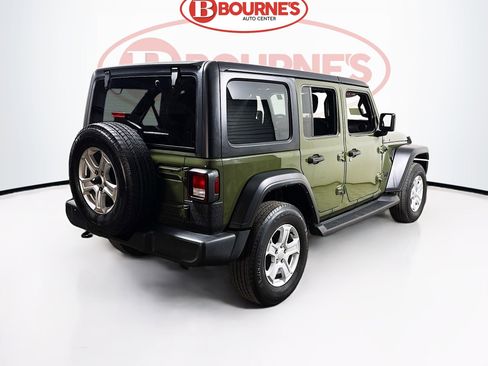 Used 2022 Jeep Wrangler Unlimited Sport image 9