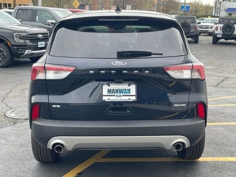 Used 2021 Ford Escape SE w/ Convenience Package image 6