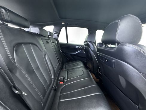 Used 2021 BMW X5 sDrive40i w/ M Sport Package image 33