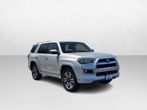 Used 2019 Toyota 4Runner Limited AWD/4WD image 9