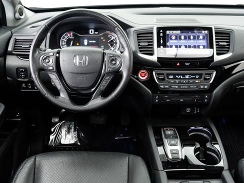 Used 2018 Honda Pilot Elite image 16
