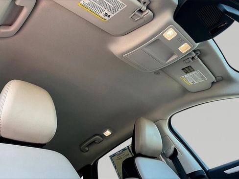 Used 2022 Ford Escape SEL w/ Technology Package image 22