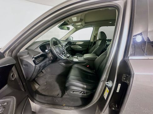 Used 2023 Acura MDX SH-AWD w/ Technology Package image 13