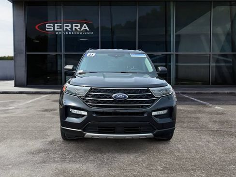Used 2021 Ford Explorer XLT w/ Equipment Group 202A AWD/4WD image 8