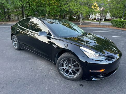 Used 2018 Tesla Model 3 Long Range AWD/4WD image 5