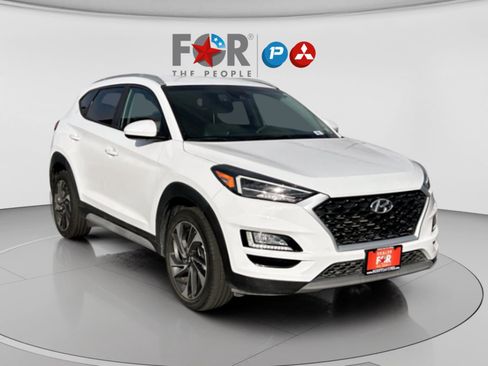 Used 2019 Hyundai Tucson Sport image 3
