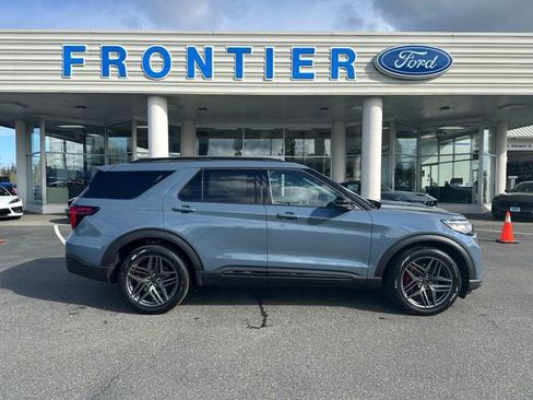 New 2026 Ford Explorer ST image 1