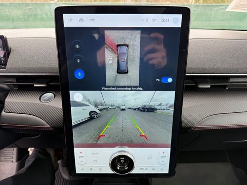 Used 2022 Ford Mustang Mach-E Premium image 23