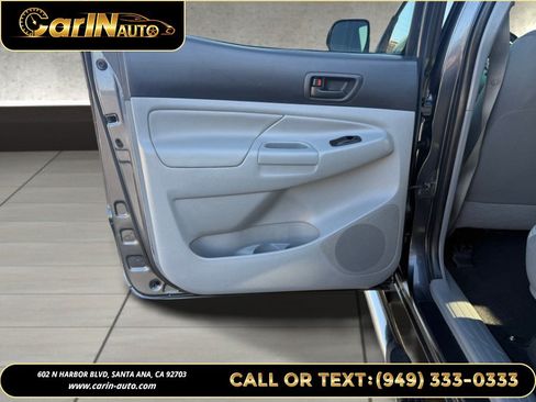Used 2012 Toyota Tacoma PreRunner w/ Convenience Pkg RWD image 28