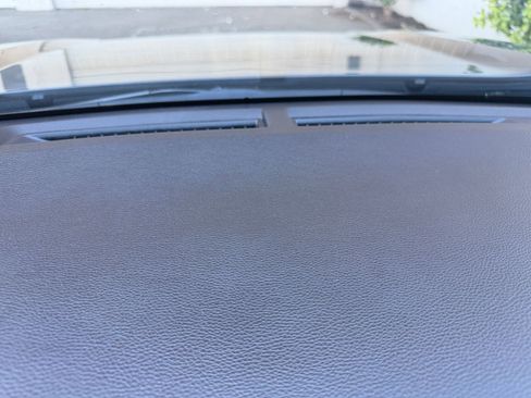 Used 2025 Toyota RAV4 XLE image 17