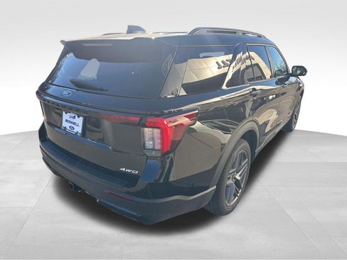 New 2026 Ford Explorer ST-Line w/ ST-Line Street Pack image 6