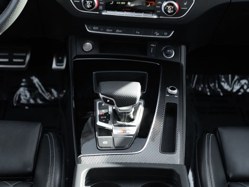 Certified 2023 Audi SQ5 Premium Plus w/ Premium Plus Package AWD/4WD image 19