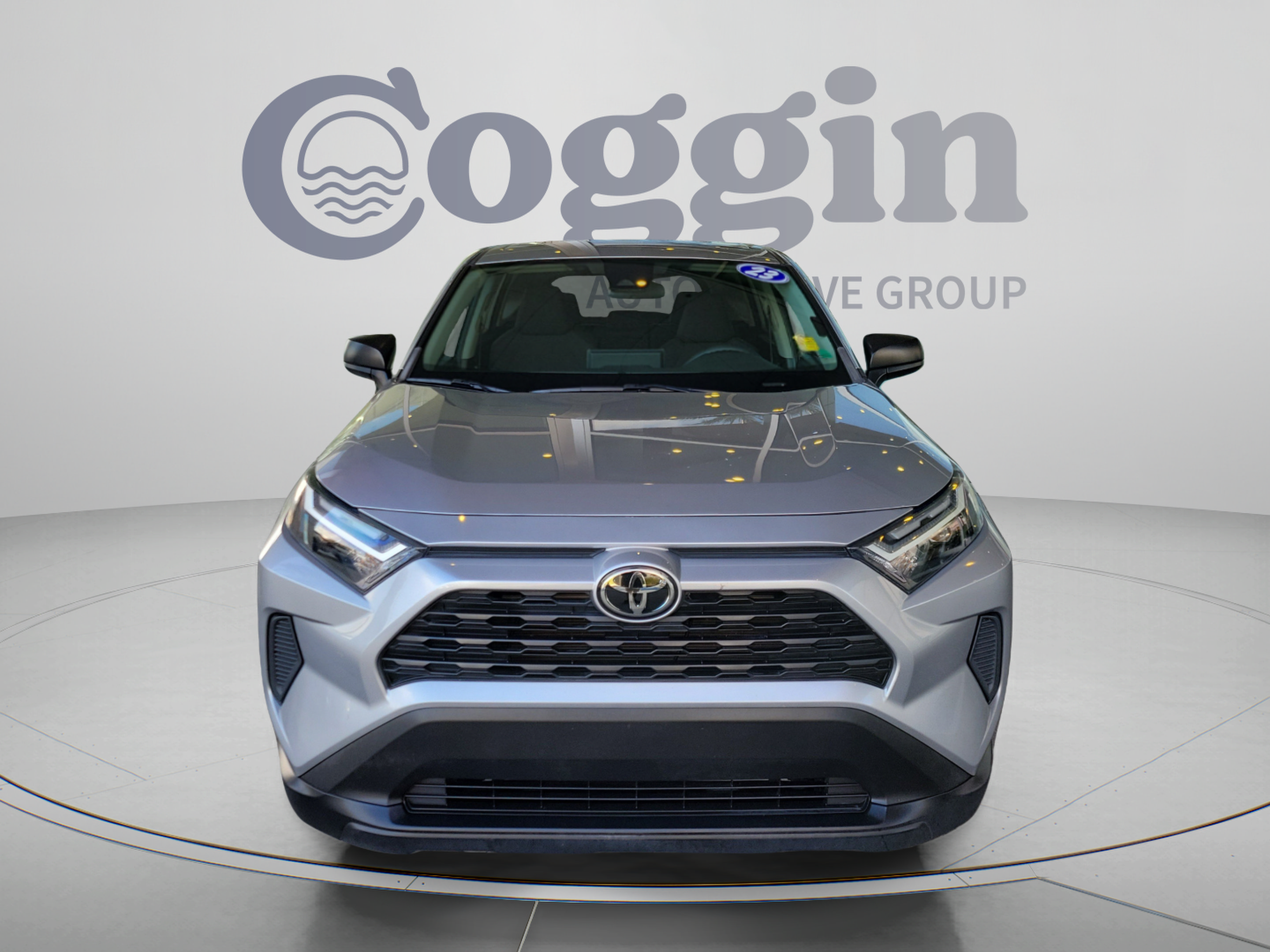 Used 2023 Toyota RAV4 LE FWD image 6
