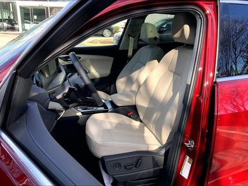 Certified 2025 Audi Q5 Premium Plus w/ Premium Plus image 7