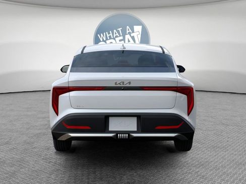 New 2026 Kia K4 LXS image 5