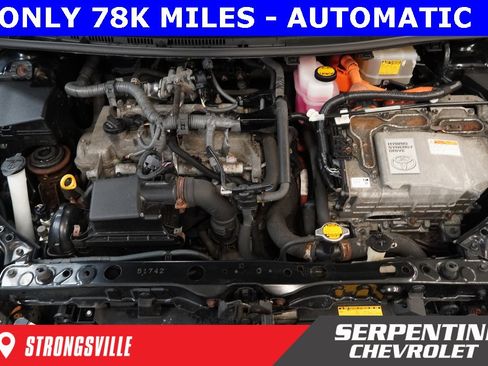 Used 2015 Toyota Prius C Two image 36