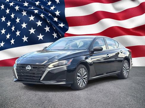 Used 2025 Nissan Altima 2.5 SV AWD/4WD image 11