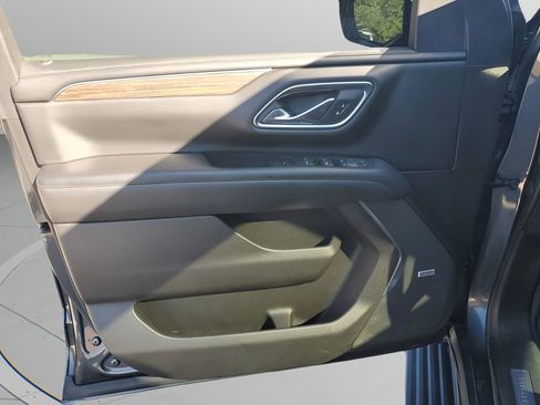 Used 2021 Chevrolet Tahoe High Country w/ Premium Package image 27