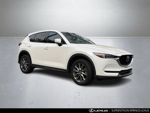 Used 2020 MAZDA CX-5 Signature image 2