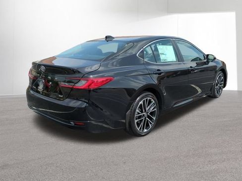 New 2026 Toyota Camry XLE FWD image 5