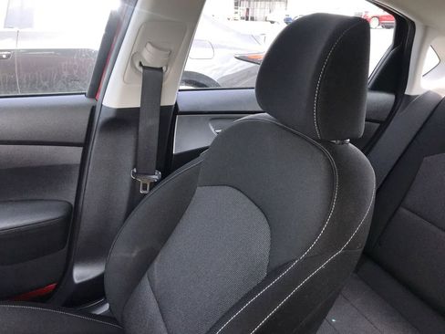 Used 2022 Kia Forte LXS FWD image 22