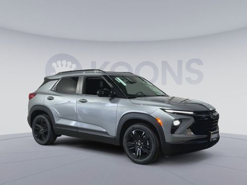 New 2026 Chevrolet TrailBlazer LT w/ Convenience Package image 2