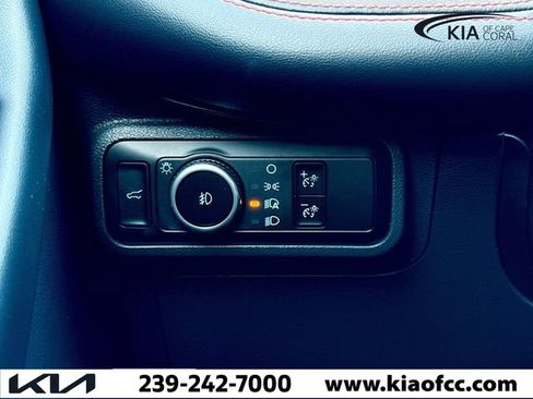 Used 2025 Ford Explorer ST-Line w/ Premium Package RWD image 38