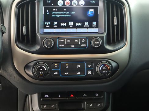 Used 2016 Chevrolet Colorado Z71 image 20