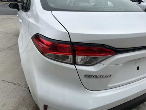 Used 2023 Toyota Corolla LE FWD image 12
