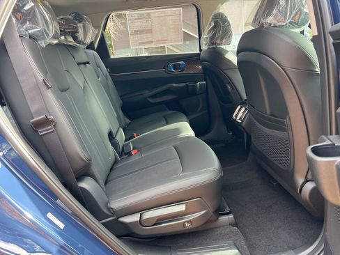 New 2026 Kia Sorento S w/ S Panoramic Sunroof Package FWD image 13