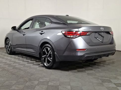Used 2025 Nissan Sentra SV FWD image 7