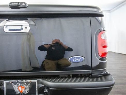 Used 2002 Ford F150 Harley-Davidson image 39