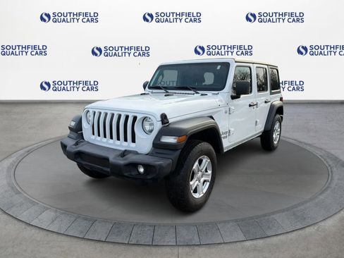 Used 2020 Jeep Wrangler Unlimited Sport S AWD/4WD image 2