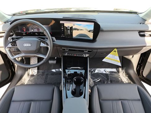 New 2026 Audi Q3 quattro 2.0T AWD/4WD image 9