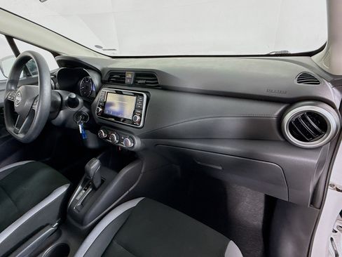 Used 2025 Nissan Versa S w/ Trunk Package FWD image 34