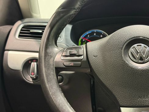 Used 2013 Volkswagen Jetta SE image 15