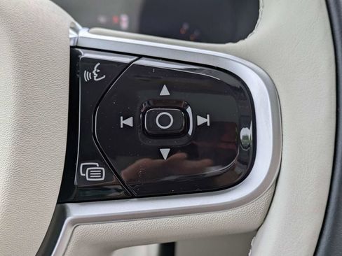 New 2026 Volvo XC90 B6 Ultra w/ Protection Package AWD/4WD image 37