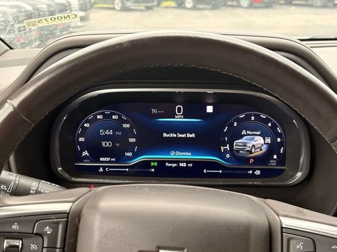 Used 2022 Chevrolet Suburban LT w/ Luxury Package AWD/4WD image 15