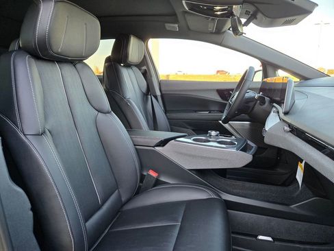 New 2026 Cadillac Optiq Sport 2 image 28