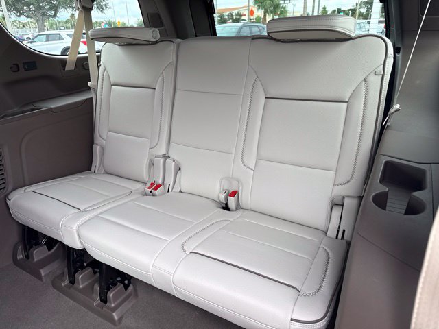 Used 2025 GMC Yukon XL Denali w/ Sun & Power Step Package AWD/4WD image 36