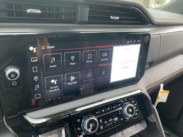 Used 2024 GMC Sierra 1500 AT4 w/ Technology Package AWD/4WD image 5