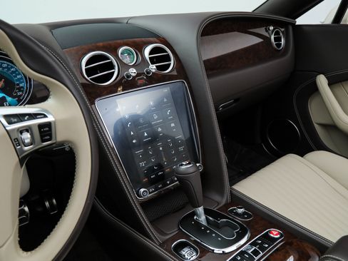 Used 2016 Bentley Continental GT AWD/4WD image 31