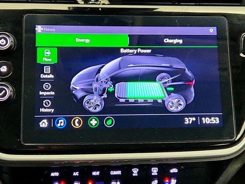 Used 2022 Chevrolet Bolt EUV Premier w/ Super Cruise Package image 15