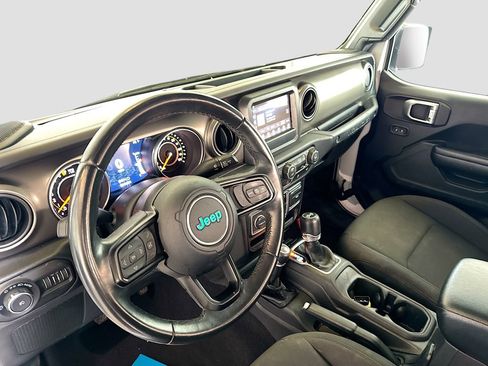 Used 2018 Jeep Wrangler Unlimited Sport S image 11