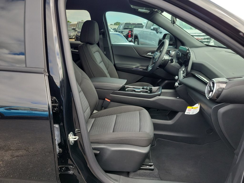New 2027 Chevrolet Equinox LT FWD image 28