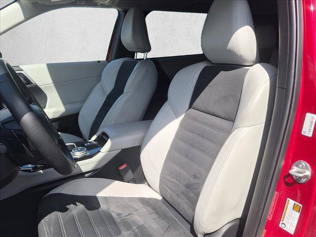 Used 2025 Mitsubishi Outlander SE FWD image 16